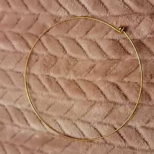 Gold choker necklace